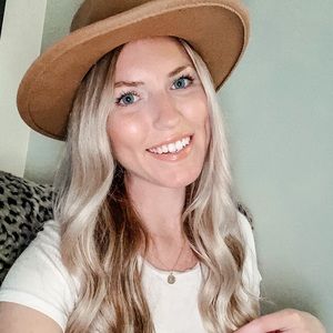 Meet your Posher, Kaeleigh